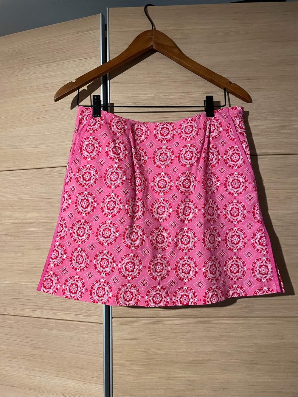 Bright Pink Printed Golf / Skort/ Skirt size 8